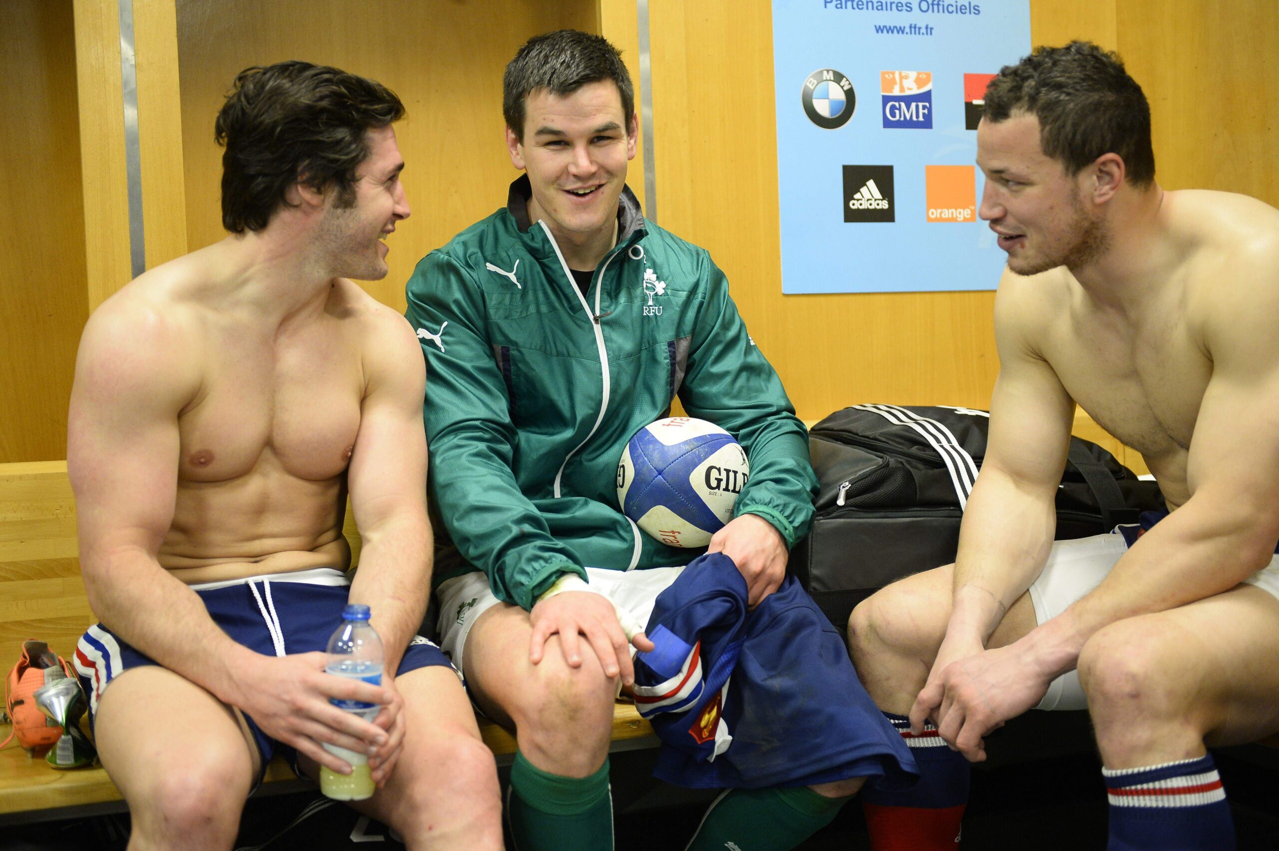 naked rugby players is it allowed and what are the rules for playing