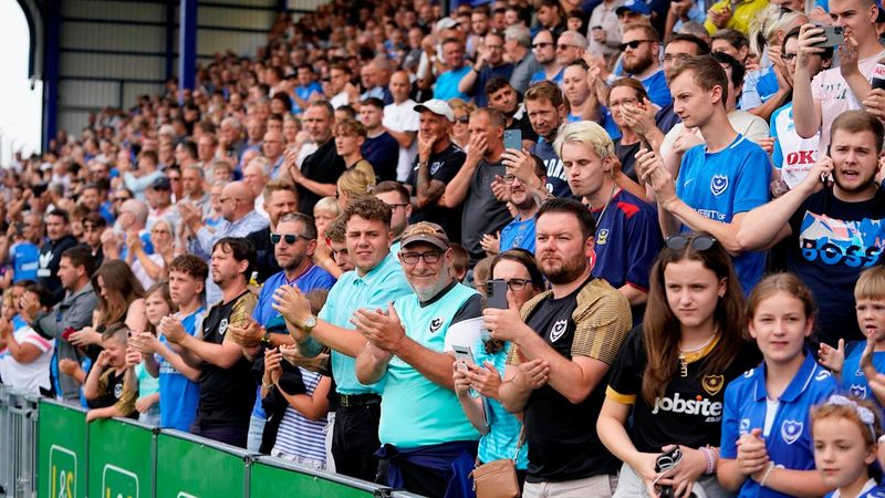 How to join Portsmouth football club forum and chat with fans online