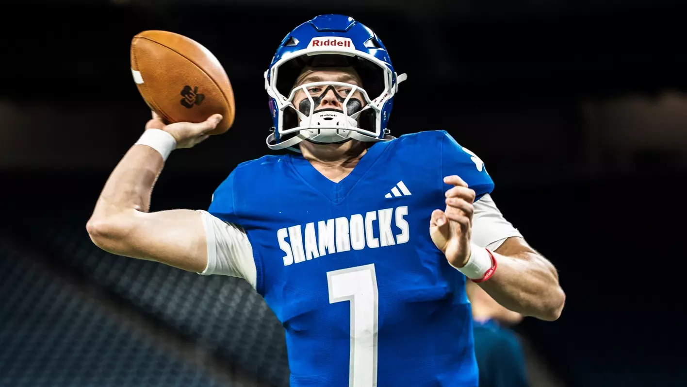 Detroit Catholic Central football： Tips for a great game - day experience!